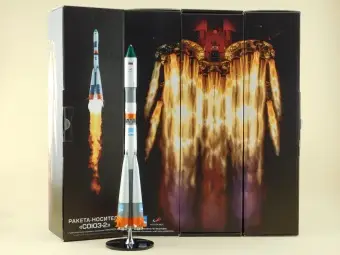 Модель Ракета-Носитель СОЮЗ Грузовой (М1:144)